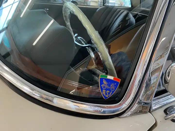 Mercedes SL 230
