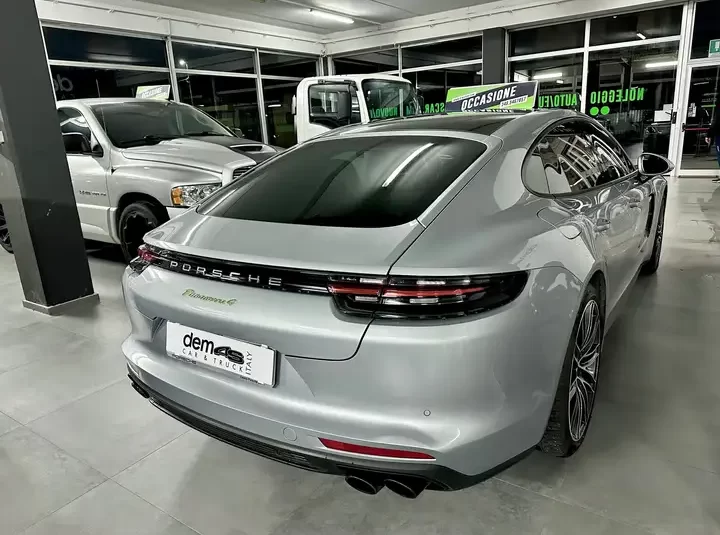 Porsche Panamera Hybrid
