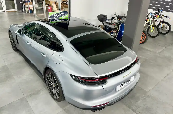 Porsche Panamera Hybrid