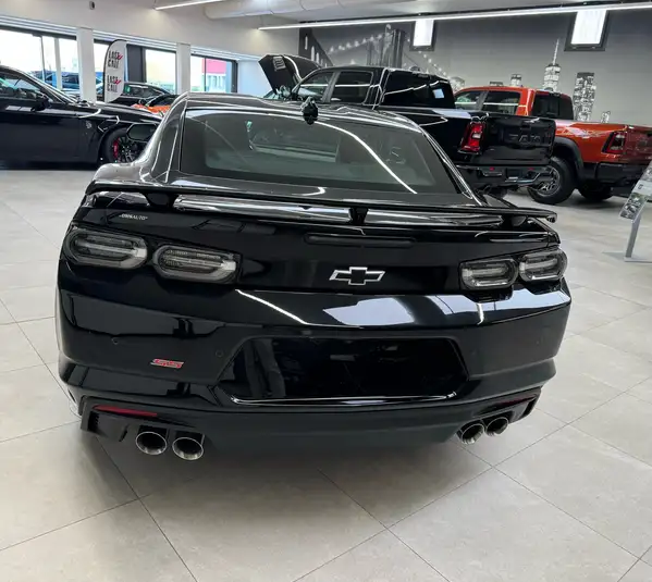 Chevrolet Camaro Coupe 6.2 V8